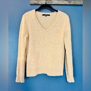 Quince Women's Cashmere V-Neck Sweater